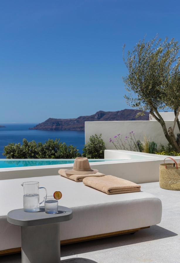 Canaves Hotel Oia – Kapsimalis Architects Pool